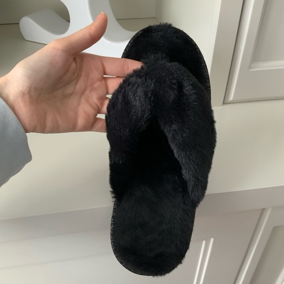 TOTES TOASTIES Faux Fur Slippers Women’s Black BRAND NEW SZ 8-9 - Picture 9 of 14